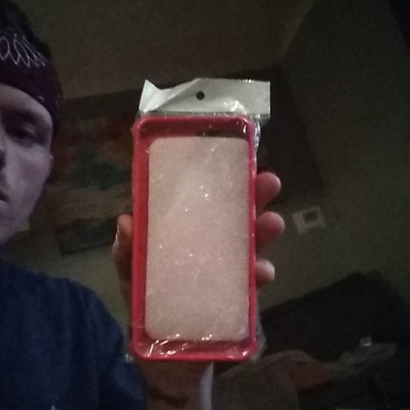 Iphone 7 plus case w/ kick stand - Picture 2 of 3